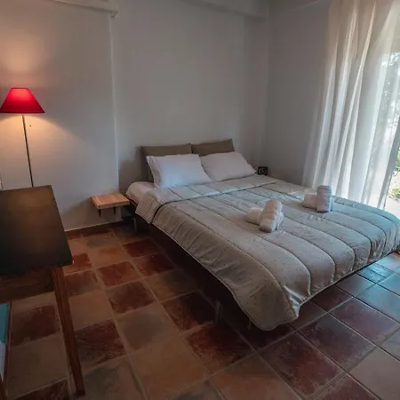 Akava Garden House