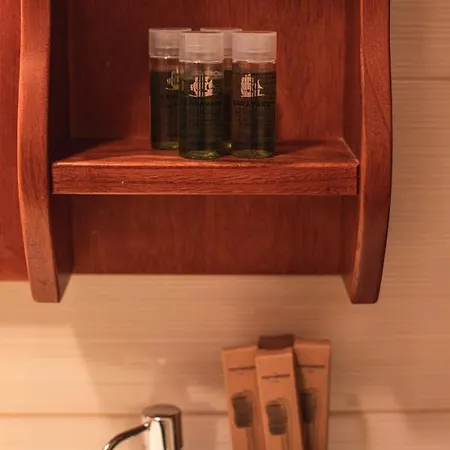 Akava Garden House * فولوس