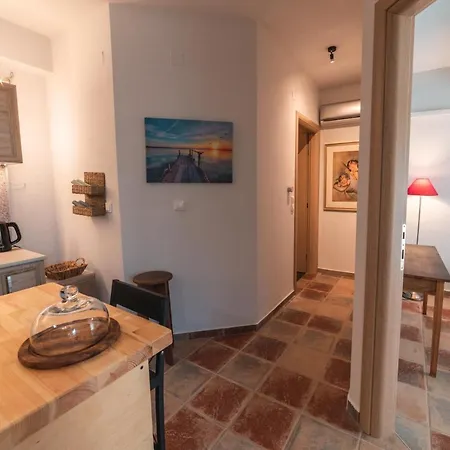 Akava Garden House Feriehus Volos